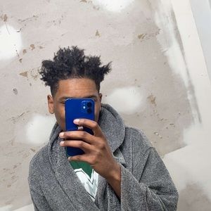 Meet your Posher, Damon